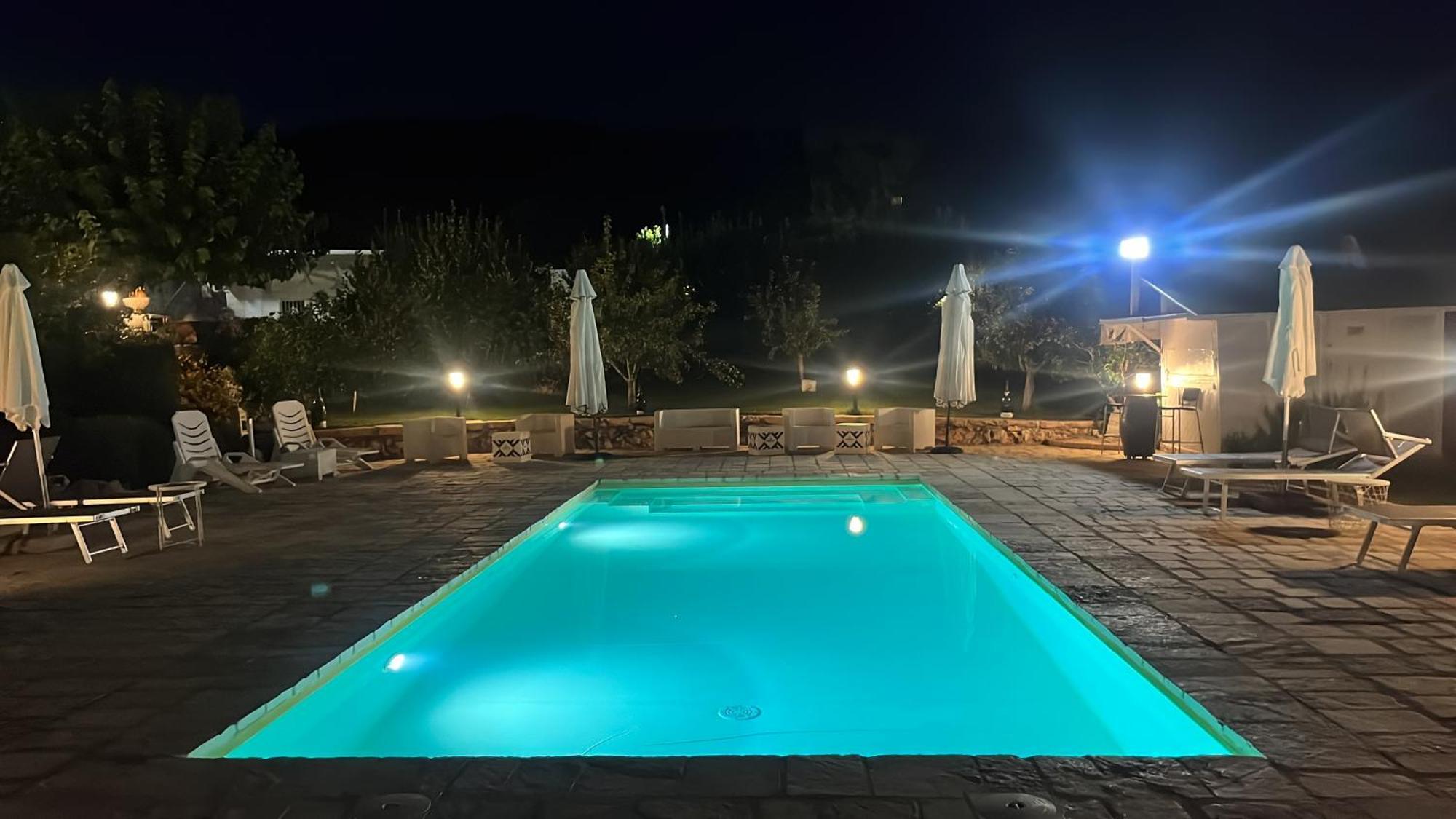 Borgo Mincuccio Bed & Breakfast Ostuni Exterior photo